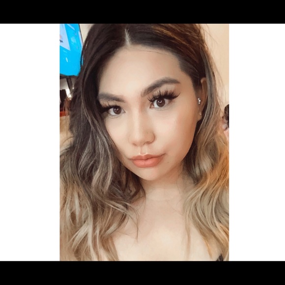 Meet your Posher, Francine - Picture 1 of 2